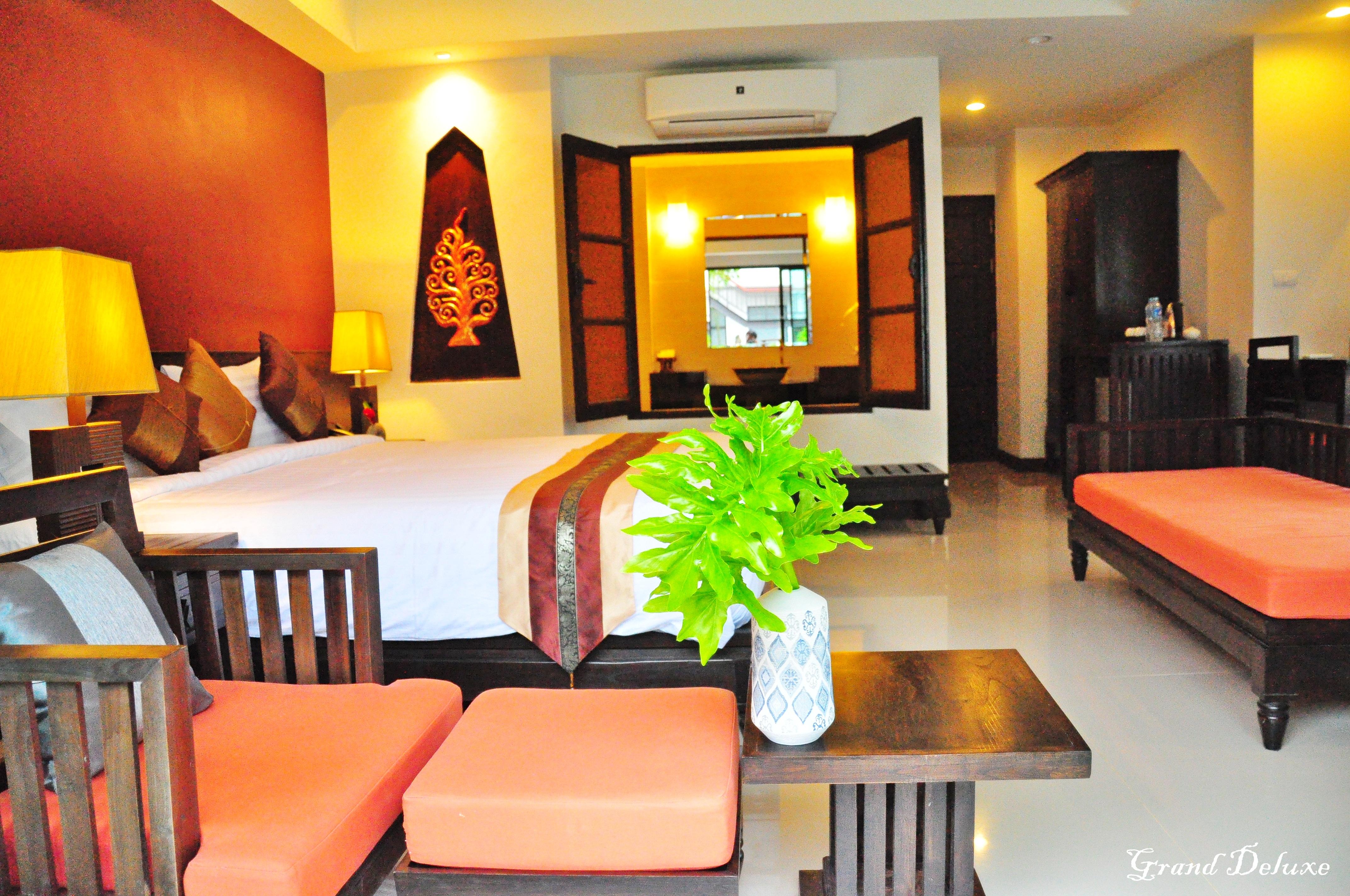 Navatara Phuket Resort Rawai Buitenkant foto