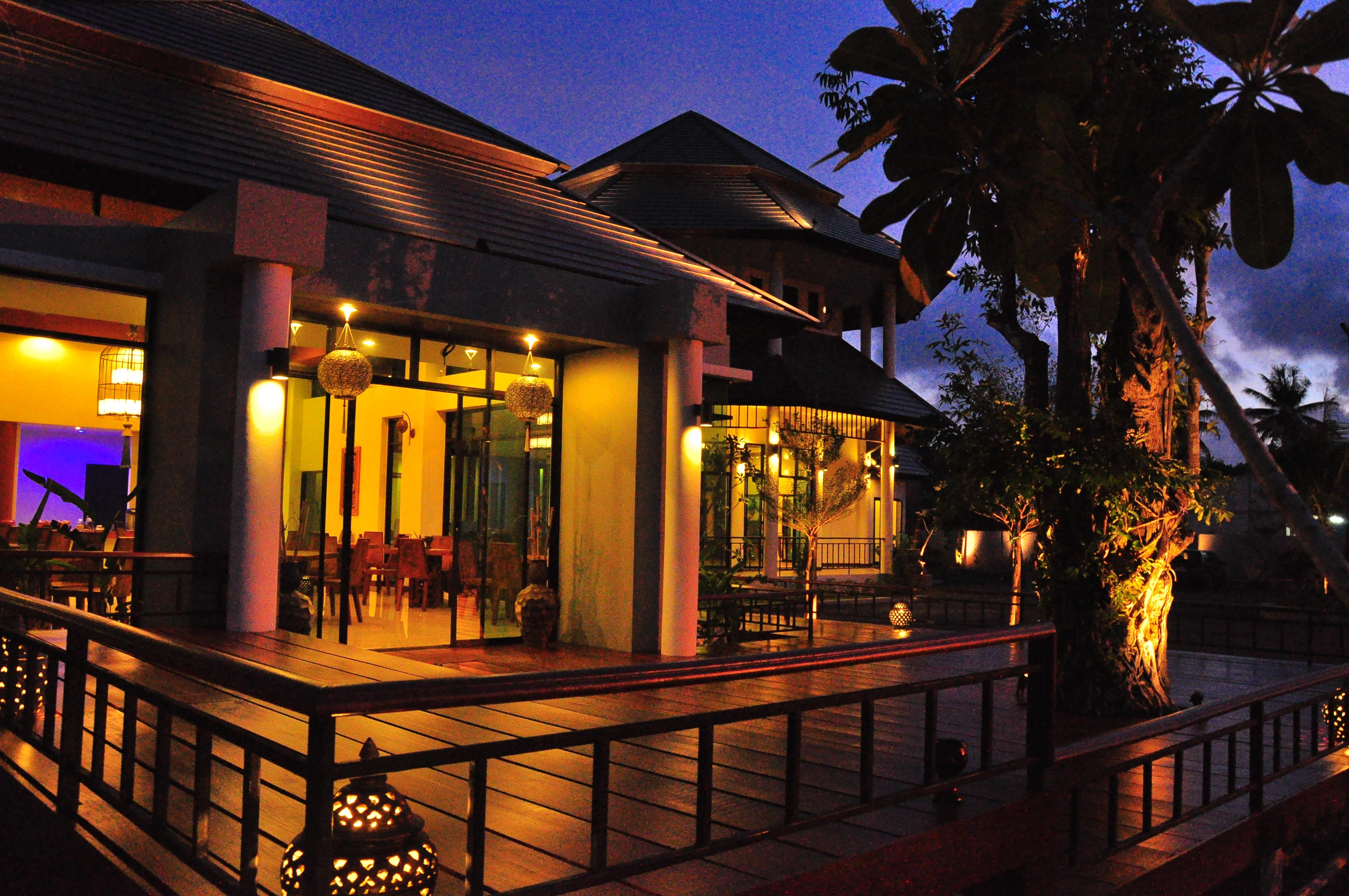 Navatara Phuket Resort Rawai Buitenkant foto