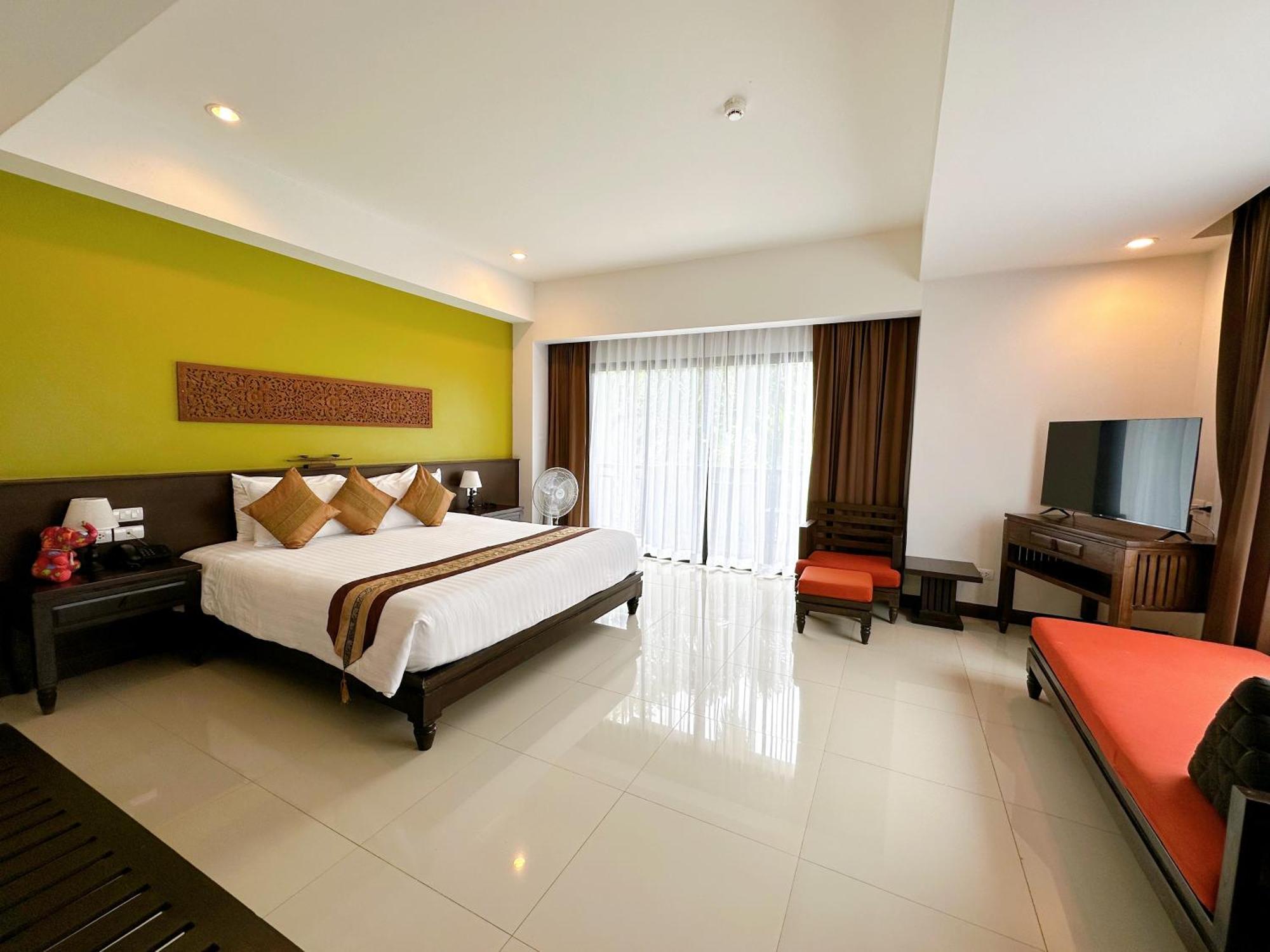 Navatara Phuket Resort Rawai Buitenkant foto